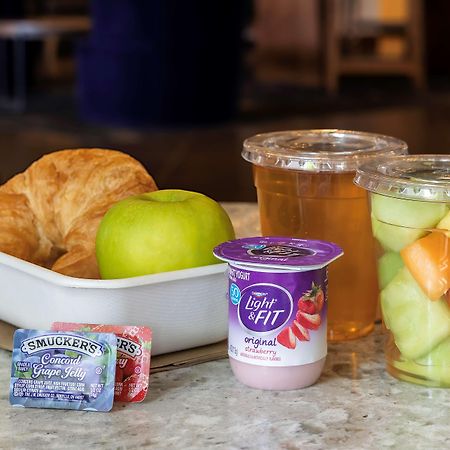 Hyatt Place Topeka Eksteriør billede