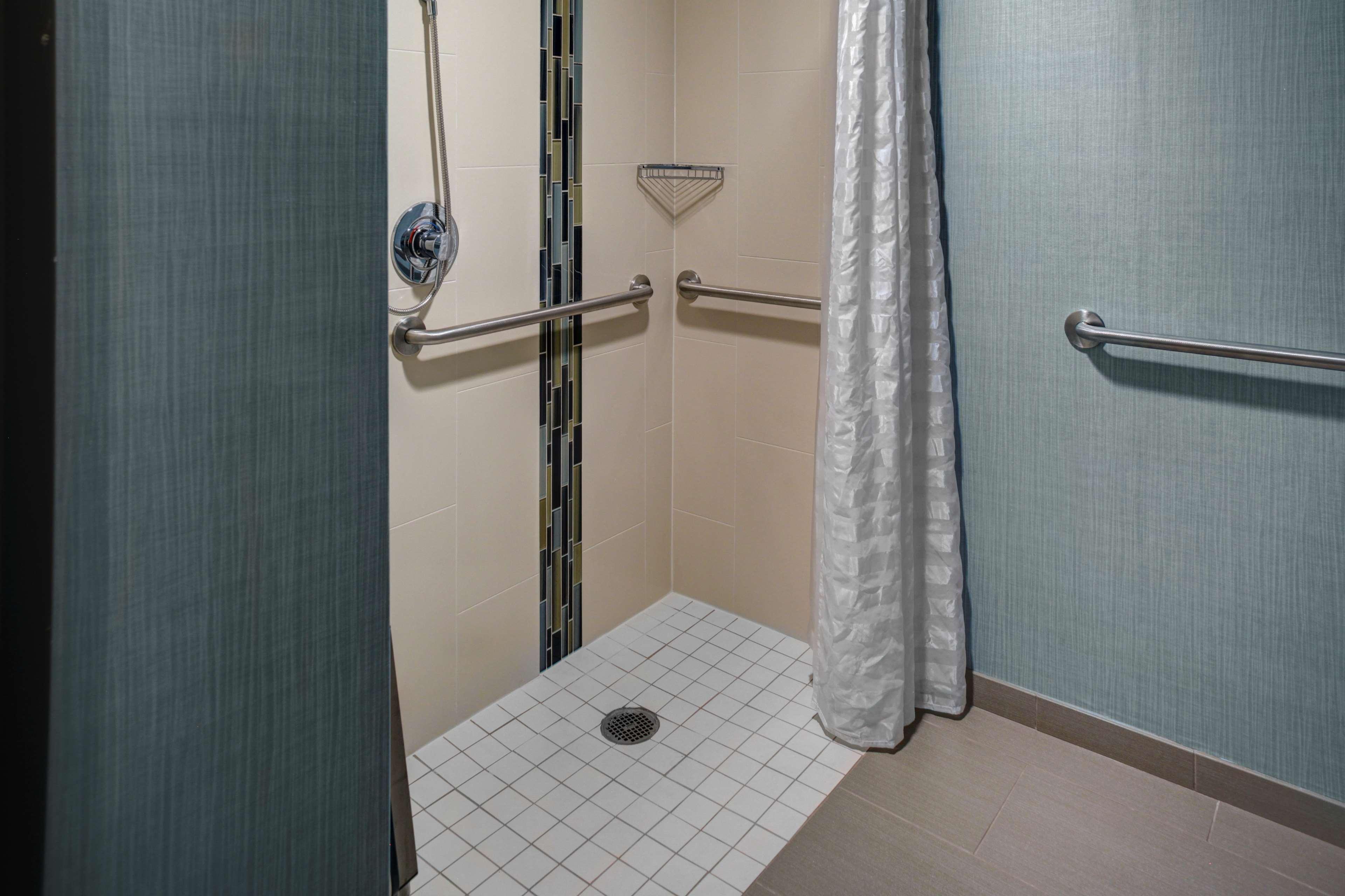 Hyatt Place Topeka Eksteriør billede