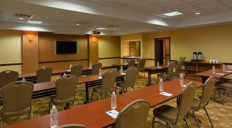 Hyatt Place Topeka Eksteriør billede